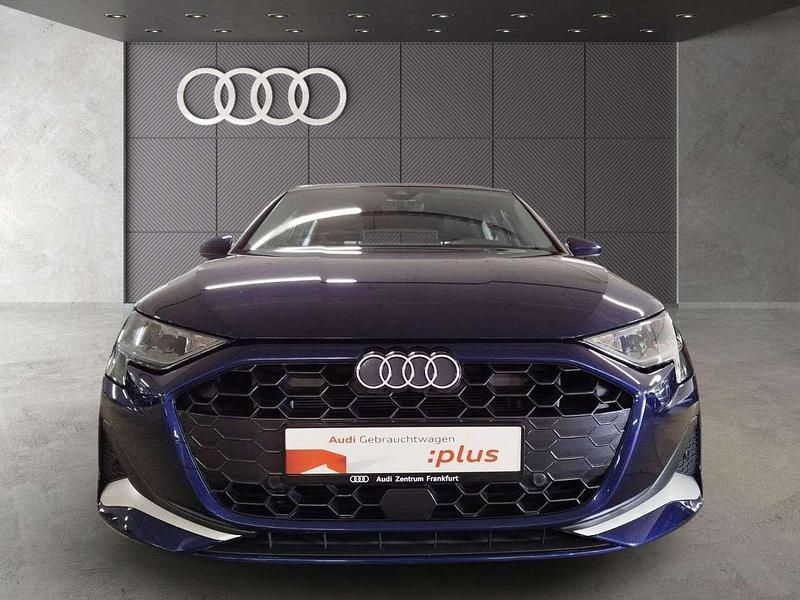 Gebraucht Audi A3 Advanced Plus 150 PS (110 kW) 2025 Navarrablau metallic Limousine