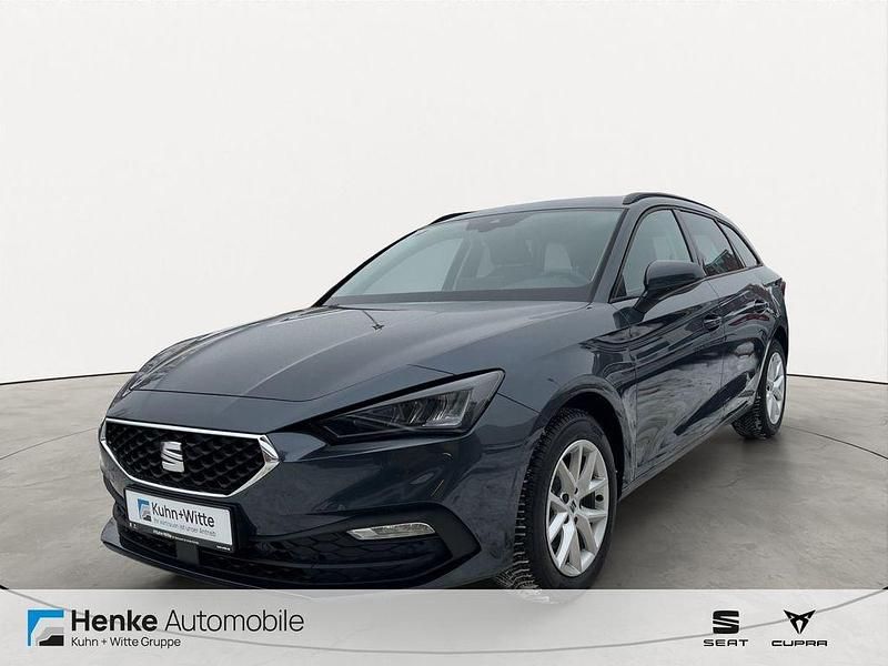Neu Seat Leon 150 PS (110 kW) 2025 Grau Limousine