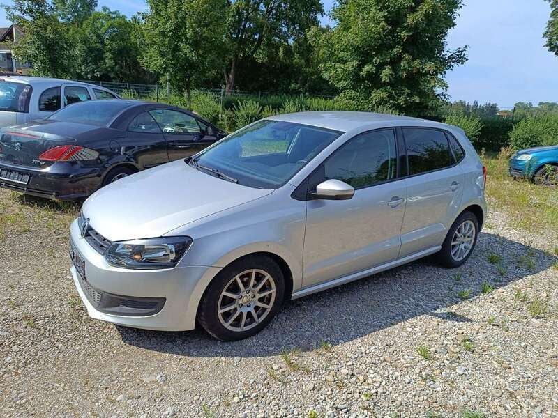 Gebraucht VW Polo Trendline 69 PS (50 kW) 2010 Silber Kleinwagen
