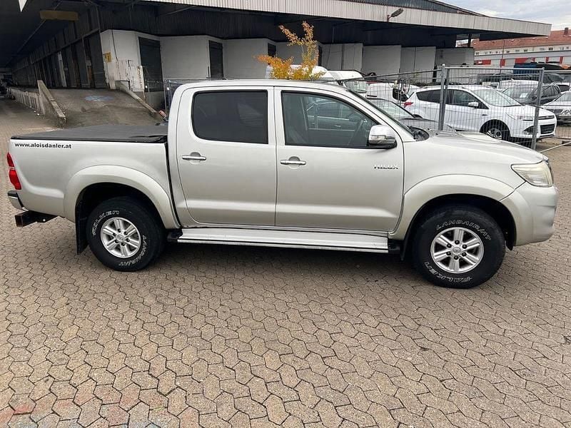 Gold Gebraucht 2012 Toyota HiLux Abholung | 14.600 € - Bild 1/4