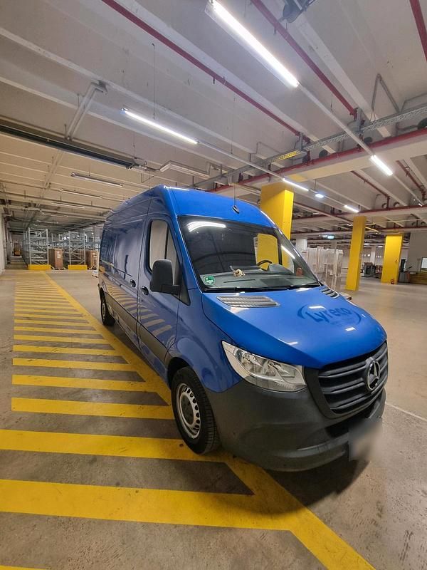 Gebraucht Mercedes Sprinter 140 PS (102 kW) 2021 Blau Van