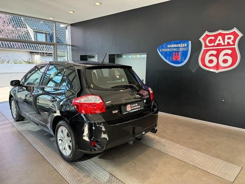 Gebraucht Toyota Auris Life 99 PS (72 kW) 2012 Schwarz Limousine