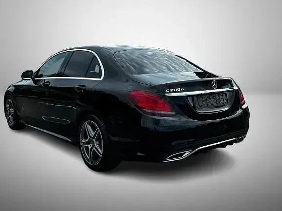 Gebraucht Mercedes 200 AMG line 160 PS (117 kW) 2020 Schwarz Limousine