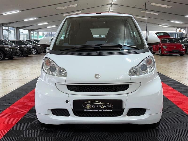 Gebraucht Smart ForTwo Cabrio 71 PS (52 kW) 2012 Weiß Cabrio