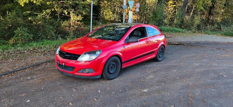 Andere farben Gebraucht 2009 Opel Astra GTC Coupé | 1.600 € (Guter Preis) - Bild 1/4