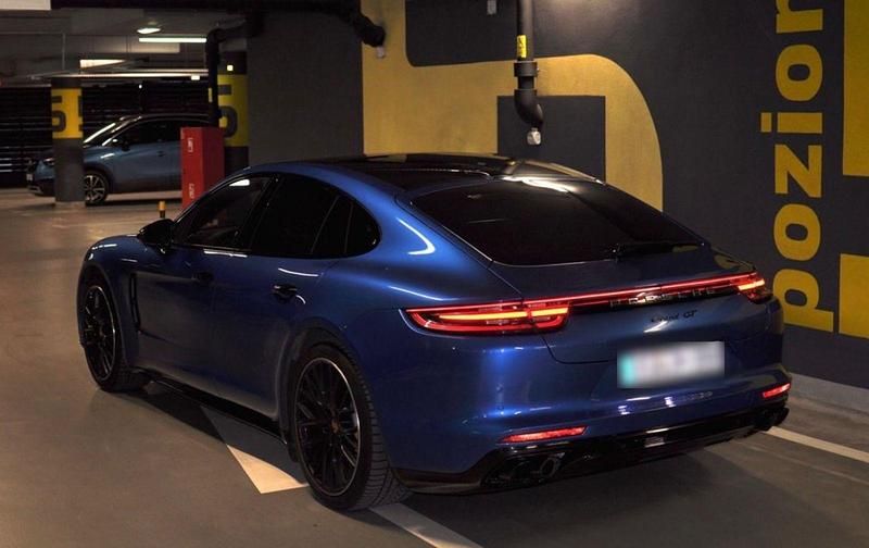 Gebraucht Porsche Panamera 421 PS (309 kW) 2017 Blau Kleinwagen