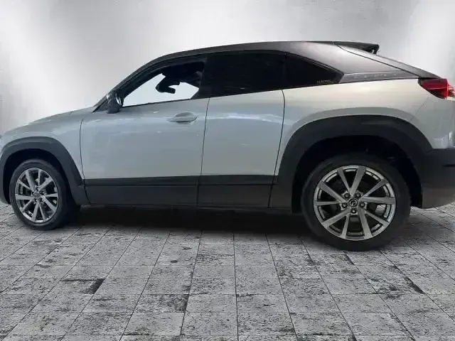 Second-hand Mazda MX30 Basis 106 kW (145 CP) 2020 Alb SUV