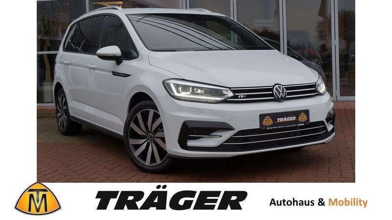 Weiß Gebraucht 2024 VW Touran Comfortline Van / Kleinbus | 39.900 € (Teuer) - Bild 1/4