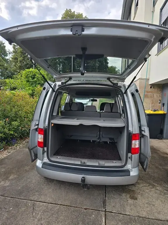 Gebraucht VW Caddy Life 80 PS (58 kW) 2008 Silber Van / Kleinbus