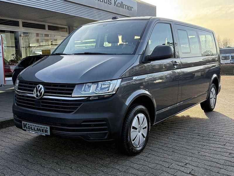 Gebraucht VW Transporter 150 PS (110 kW) 2023 Grau Van