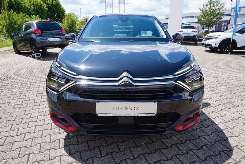 Schwarz Gebraucht 2021 Citroën C4 Shine Limousine | 18.990 € (Guter Preis) - Bild 1/4
