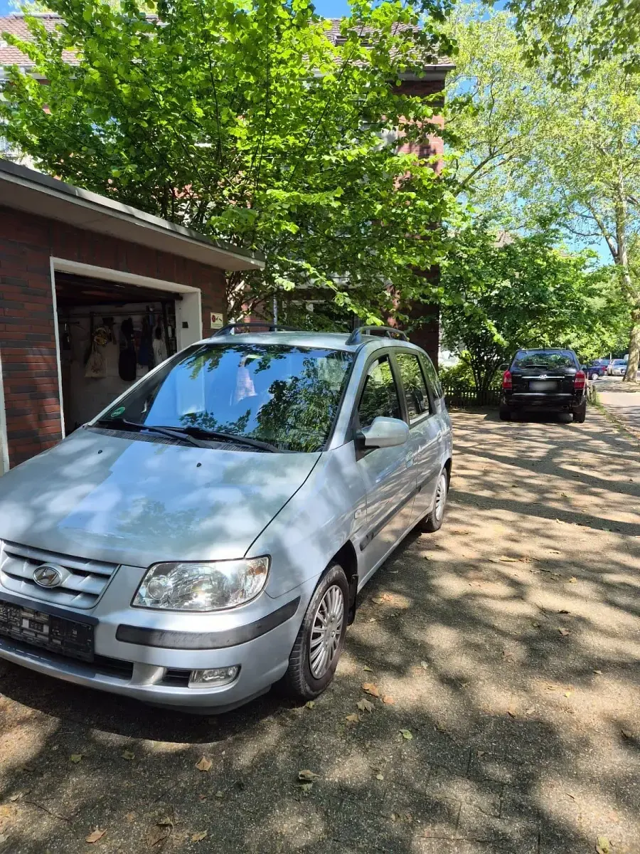 Gebraucht Hyundai Matrix 103 PS (75 kW) 2006 Silber Van / Kleinbus