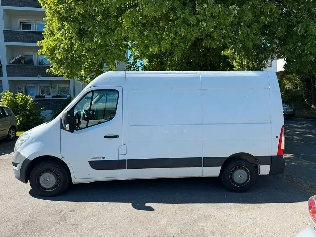Usado Renault Master 101 HP (74 kW) 2010 Branco Monovolume