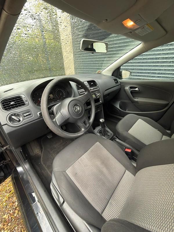Gebraucht VW Polo 60 PS (44 kW) 2010 Kleinwagen