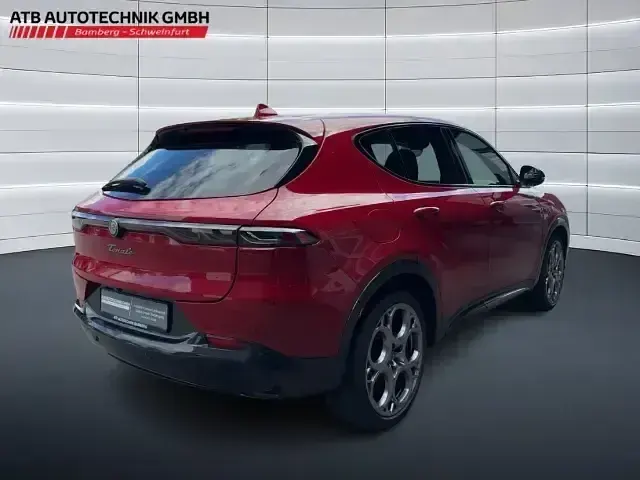 Gebraucht Alfa Romeo Tonale Veloce 159 PS (116 kW) 2024 Rot SUV