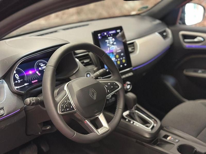 Gebraucht Renault Arkana 140 PS (102 kW) 2024 Schwarz SUV