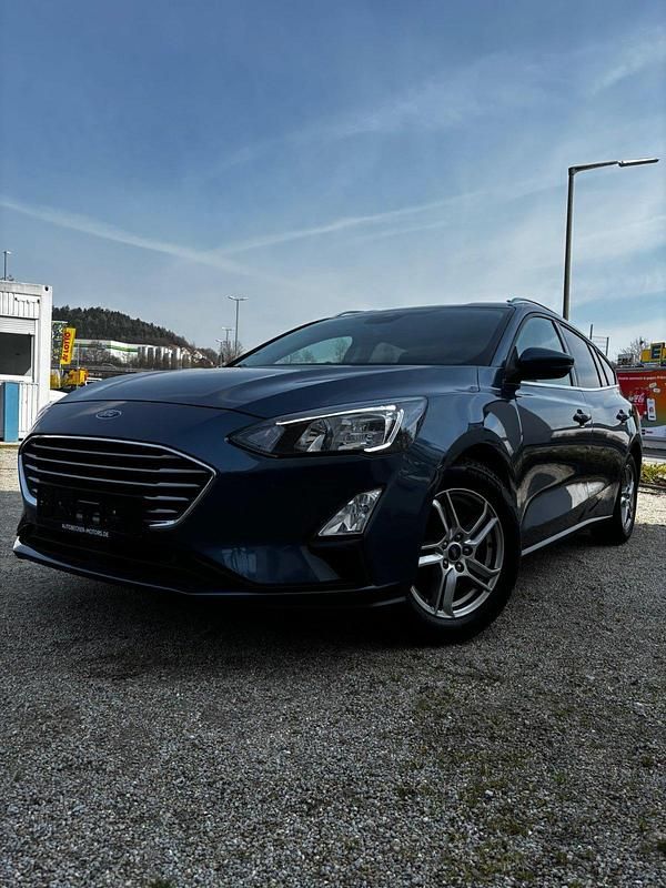 Gebraucht Ford Focus 101 PS (74 kW) 2020 Blau Kombi