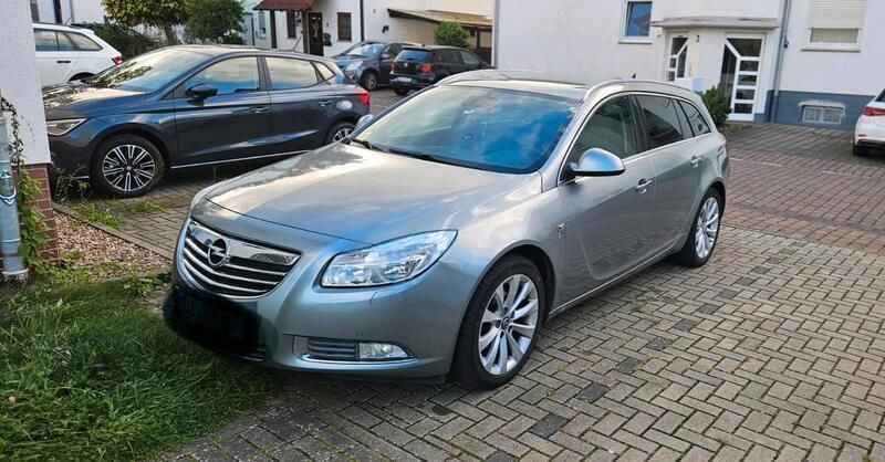 Silber Gebraucht 2012 Opel Insignia Active Kombi | 4.800 € (Fairer Preis) - Bild 1/4
