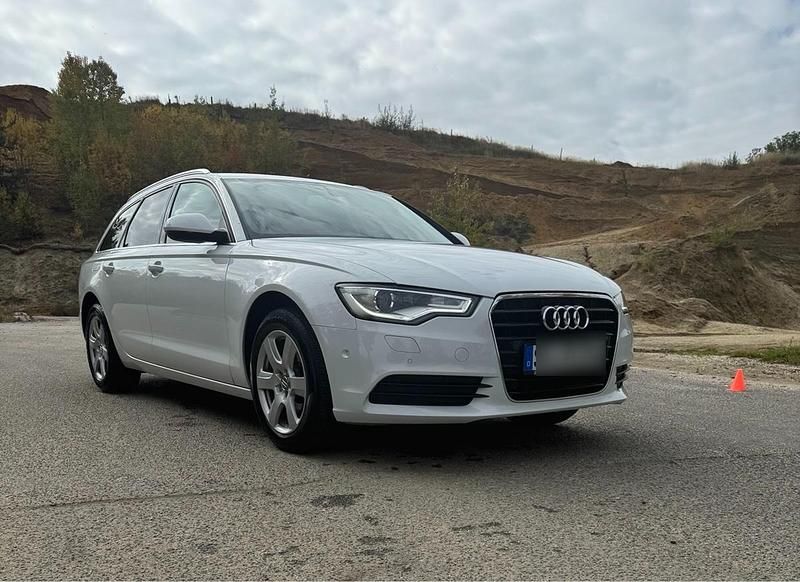 Weiß Gebraucht 2013 Audi A6 Kombi | 11.500 € (Fairer Preis) - Bild 1/4