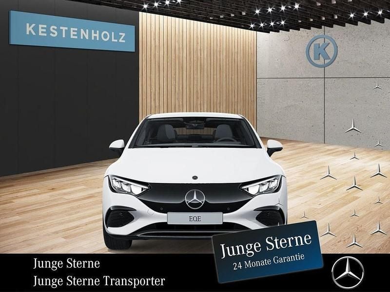 Gebraucht Mercedes EQE300 Electric Art 180 kW (245 PS) 2025 Unilack polarweiß Limousine
