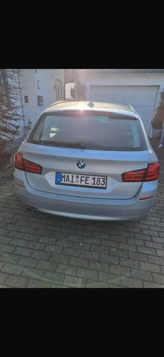 Gebraucht BMW 525 218 PS (160 kW) 2013 Silber Kombi