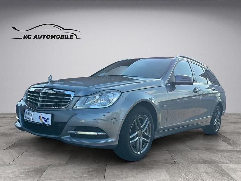 Gebraucht Mercedes C220 170 PS (125 kW) 2012 Grau Kombi