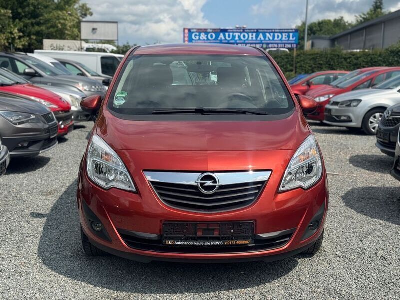 Rot Gebraucht 2012 Opel Meriva Selection Van / Kleinbus | 1.999 € - Bild 1/4