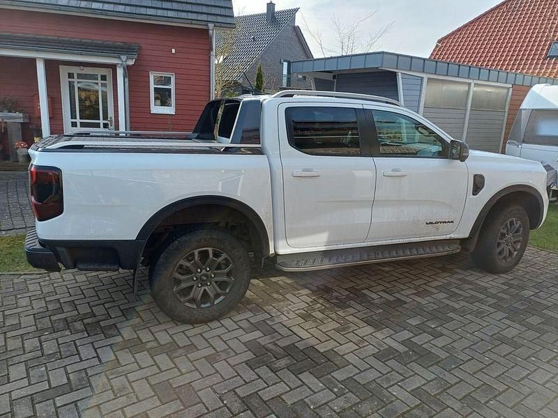 Gebraucht Ford Ranger Wildtrack 170 PS (125 kW) 2024 Weiß Pickup