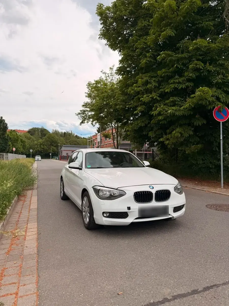 Gebraucht BMW 116 136 PS (100 kW) 2013 Weiß Kleinwagen