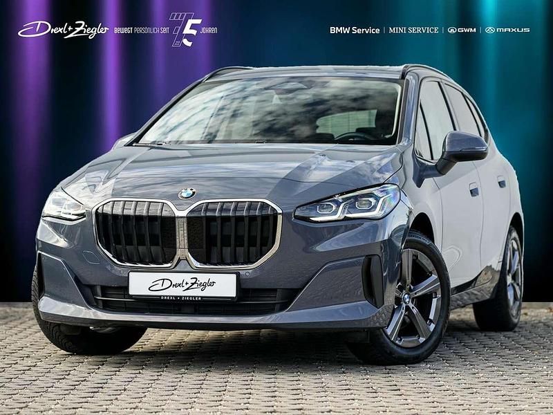Sparkling kupfergrau metalllic Gebraucht 2025 BMW 218 Active Tourer Luxury Line Van / Kleinbus | 31.950 € (Superpreis) - Bild 1/4