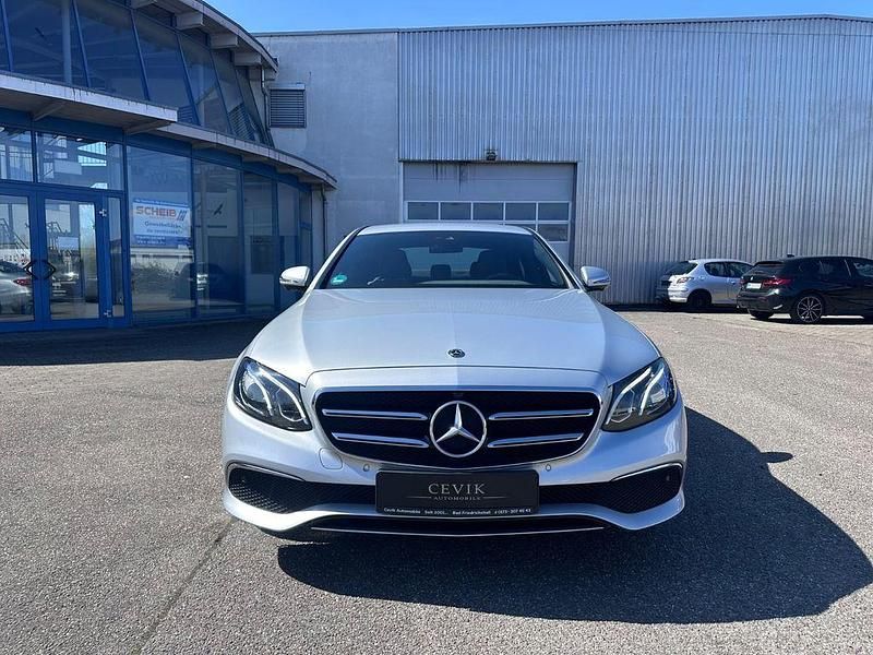 Gebraucht Mercedes E400 Avantgarde 340 PS (250 kW) 2019 Silber Limousine