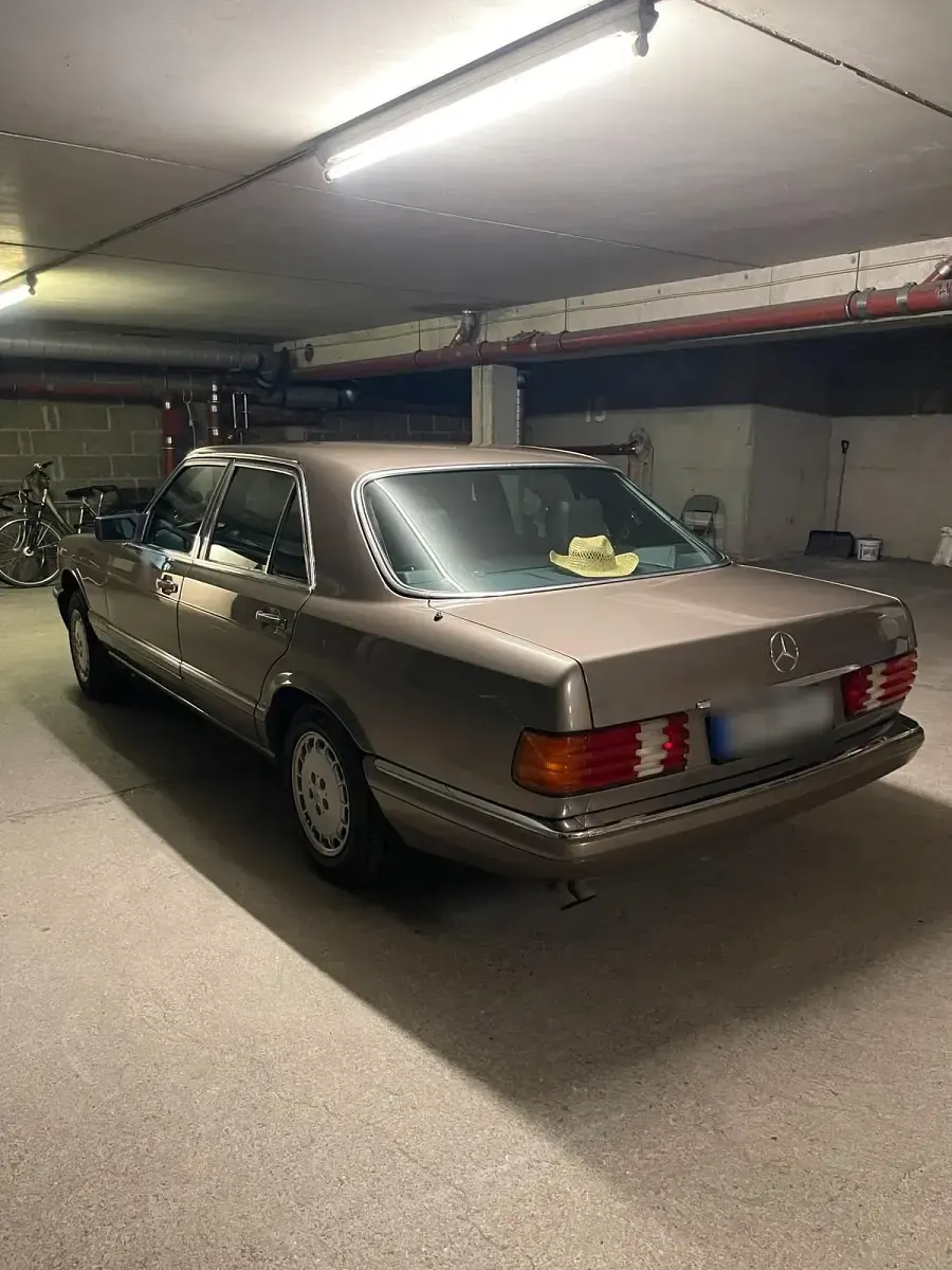 Gebraucht Mercedes 500 223 PS (164 kW) 1987 Braun Limousine