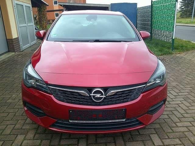 Gebraucht Opel Astra Elegance 145 PS (106 kW) 2020 Peperoncino red Kleinwagen