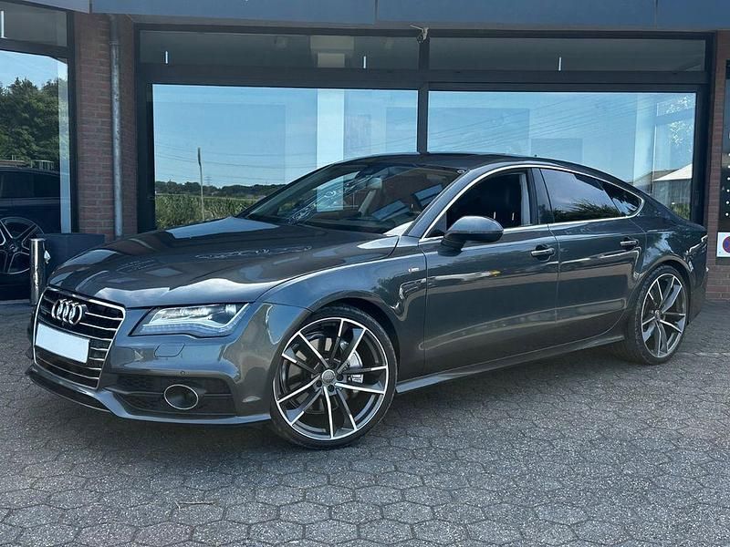 Grau Gebraucht 2013 Audi A7 Sport Kleinwagen | 17.450 € (Superpreis) - Bild 1/4