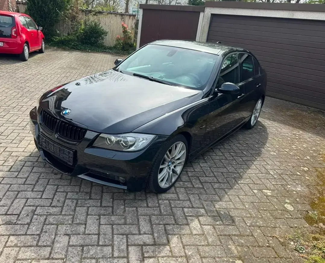 Gebraucht BMW 325 M Sport 197 PS (144 kW) 2008 Schwarz Limousine