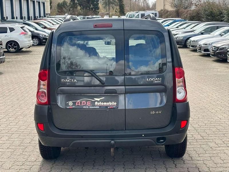 Gebraucht Dacia Logan Lauréate 105 PS (77 kW) 2008 Grau Kombi