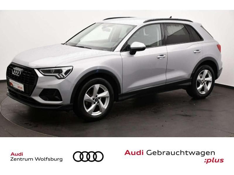Florettsilber metallic (metallic) Gebraucht 2022 Audi Q3 Advanced SUV | 29.990 € (Guter Preis) - Bild 1/3