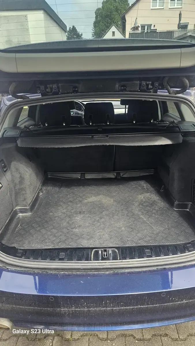 Gebraucht BMW 325 184 PS (135 kW) 2010 Blau Kombi