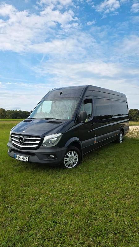 Blau Gebraucht 2016 Mercedes Sprinter Van | 21.500 € - Bild 1/4