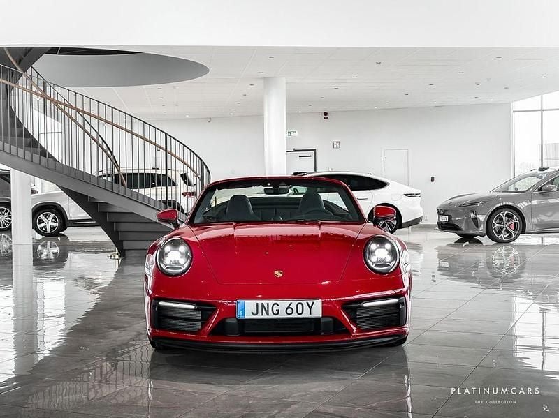 Gebraucht Porsche 911 Carrera Cabriolet 480 PS (353 kW) 2022 Rot Cabrio
