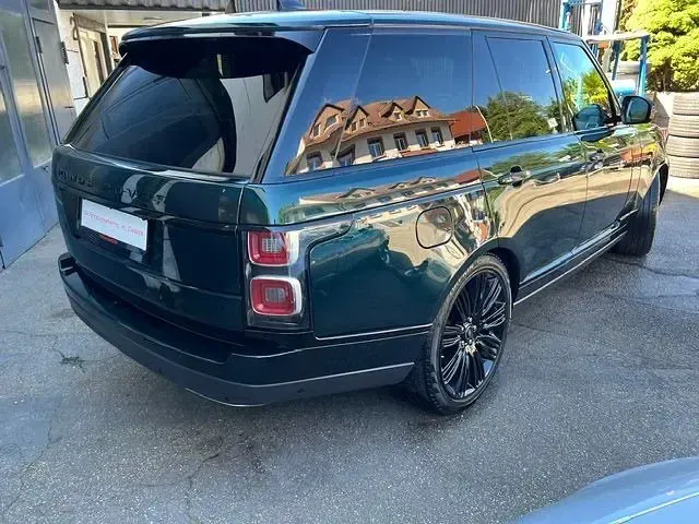 Gebraucht Land Rover Range Rover Autobiography 525 PS (386 kW) 2021 Grün SUV
