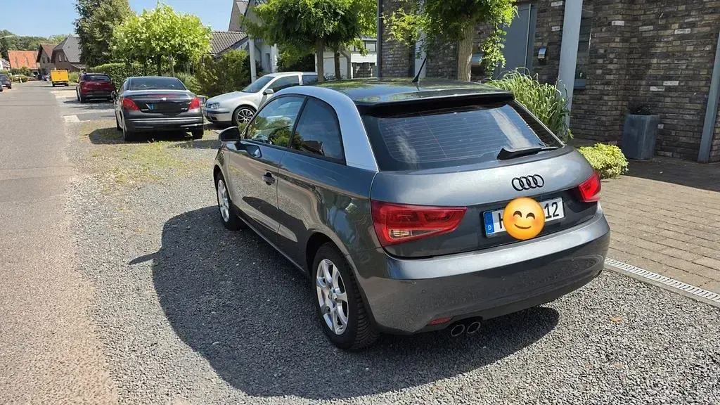 Gebraucht Audi A1 122 PS (89 kW) 2011 Grau Kleinwagen