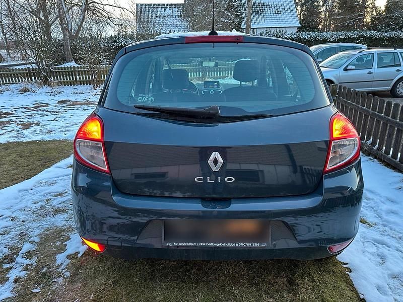 Gebraucht Renault Clio IV 75 PS (55 kW) 2012 Blau Kleinwagen