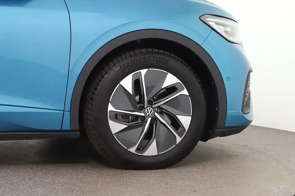 Gebraucht VW ID.5 Pro 210 kW (286 PS) 2025 Costa azul metallic SUV