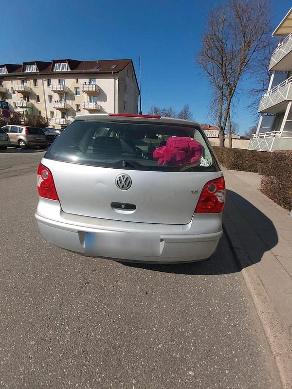 Gebraucht VW Polo 75 PS (55 kW) 2003 Silber Kleinwagen