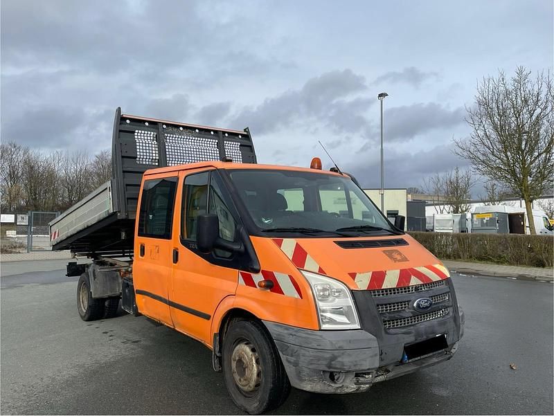 Gebraucht Ford Transit 155 PS (114 kW) 2013 Orange Van / Kleinbus