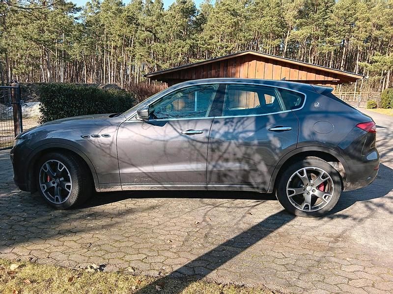 Gebraucht Maserati Biturbo 430 PS (316 kW) 2017 Grau Limousine