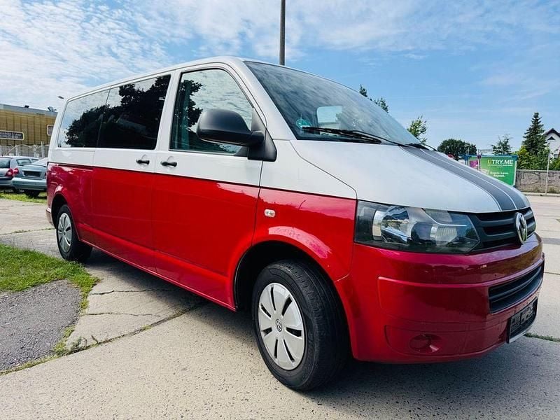 Gebraucht VW T5 102 PS (75 kW) 2010 Rot Van