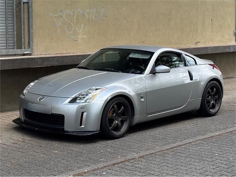 Silber Gebraucht 2006 Nissan 350Z Coupé | 23.900 € (Etwas zu teuer) - Bild 1/4