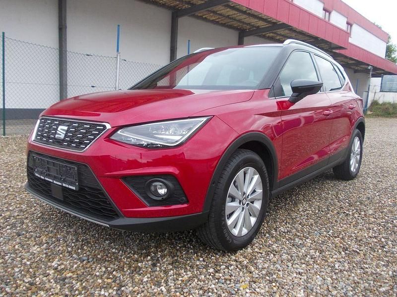 Individuallack bi color Gebraucht 2021 Seat Arona Beats SUV | 13.500 € - Bild 1/4